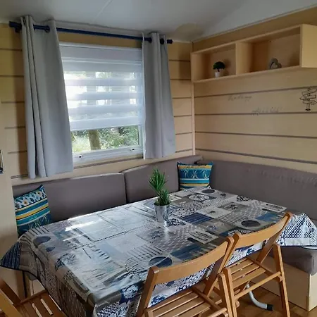 F4 Premium 6 Pers Puy Du Fou 910cf